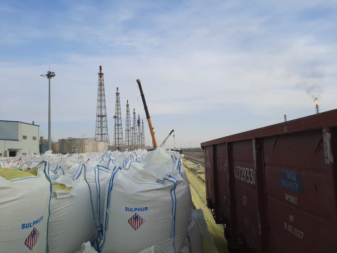 Sulfur granule shipment